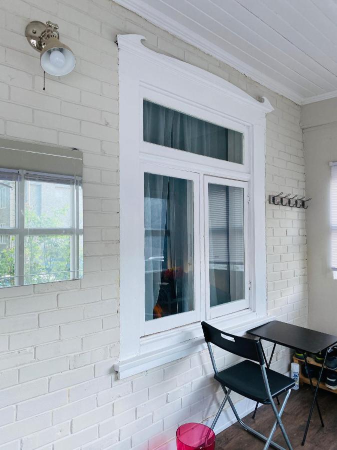 Lovely III 3 Bedrooms Apartment Space Share East York A Room Toronto Exterior foto