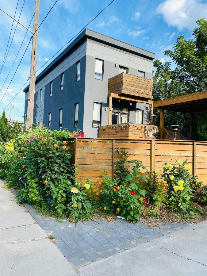 Lovely III 3 Bedrooms Apartment Space Share East York A Room Toronto Exterior foto